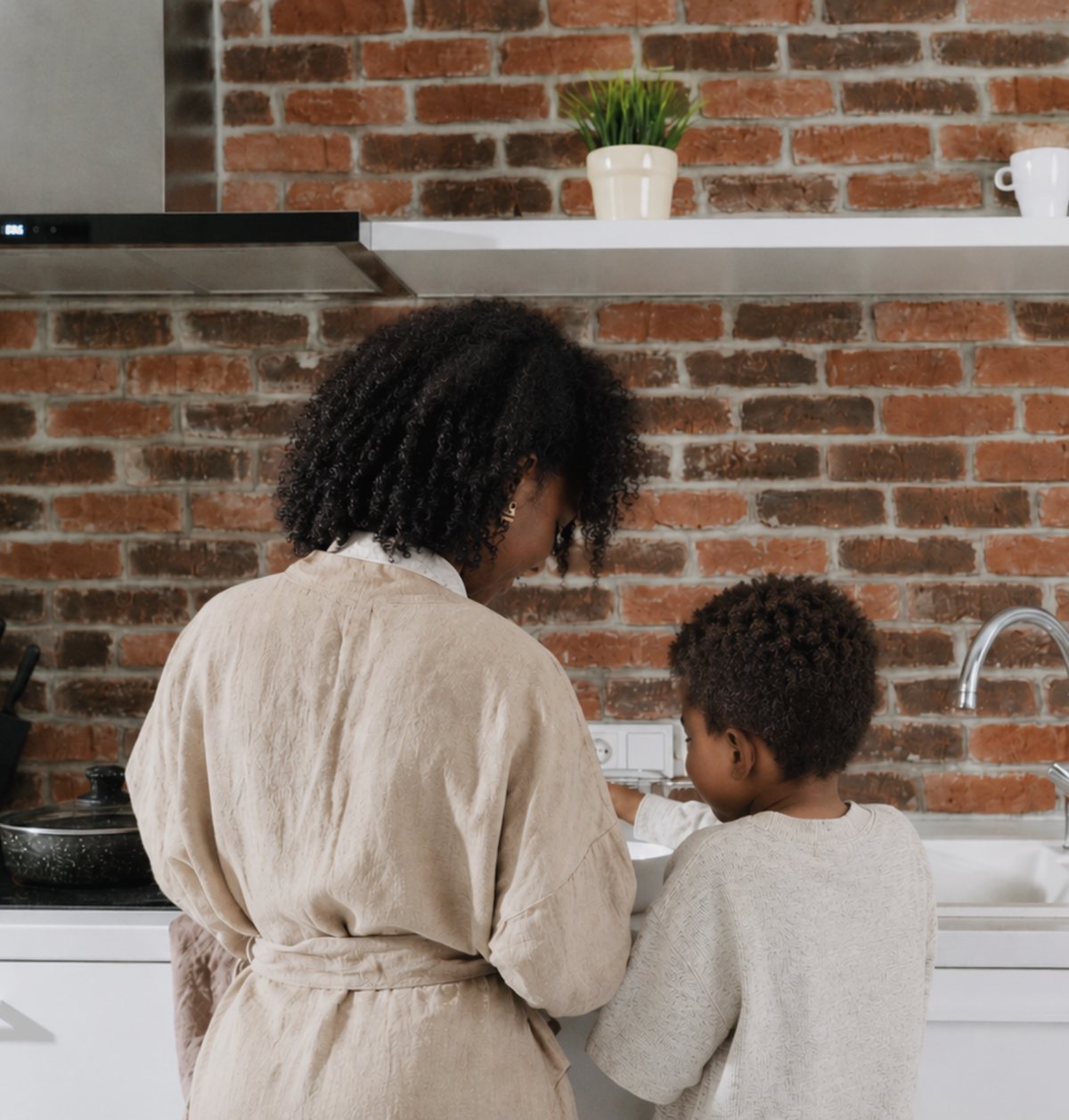Simple Ways to Bring Natural Wellness Into Your Family's Everyday Routine